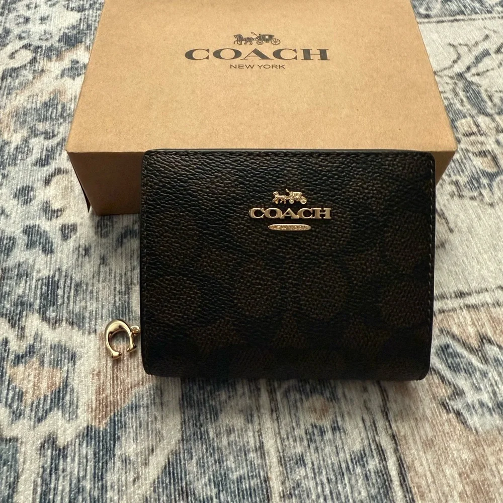 Coach Black and Gold Wallet - Picture 1 of 6
